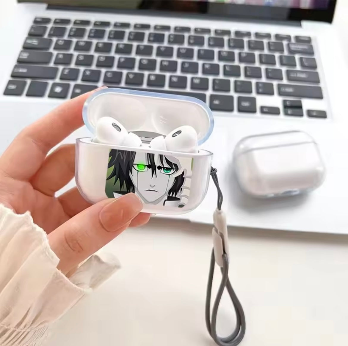 Ulquiorra AirPods case
