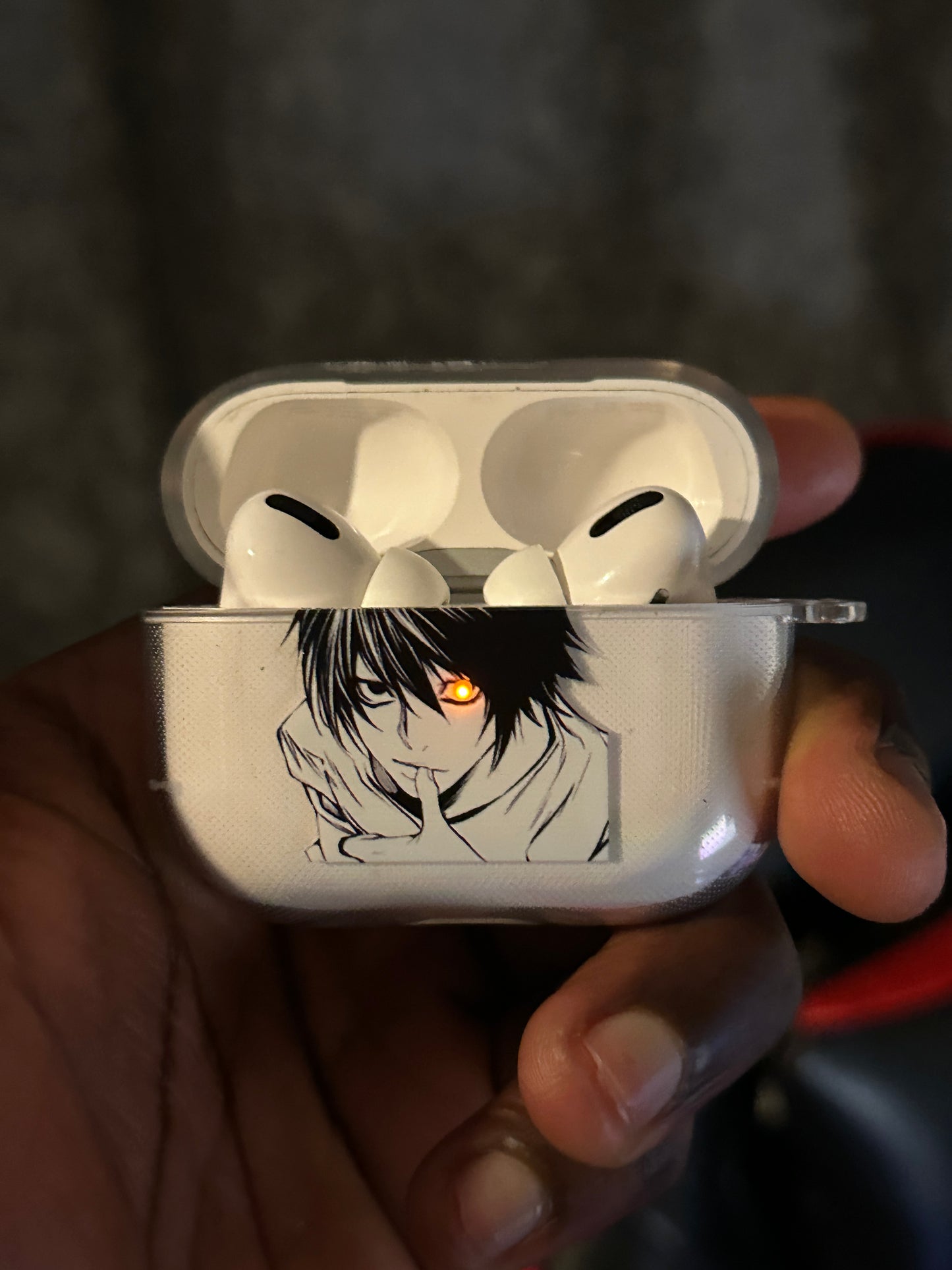 L Classic Airpods Case