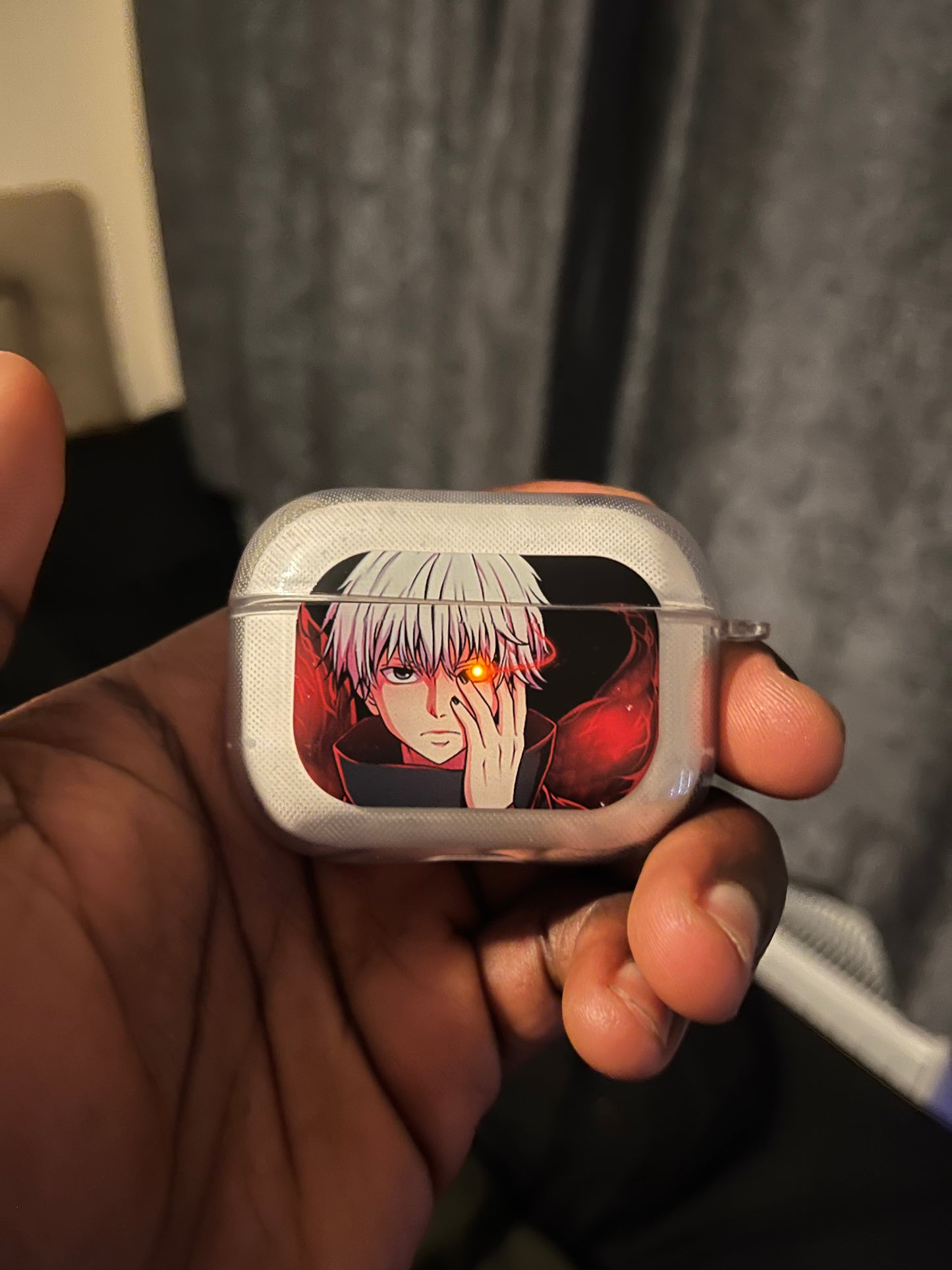 Kaneki Kakugan Airpods Case
